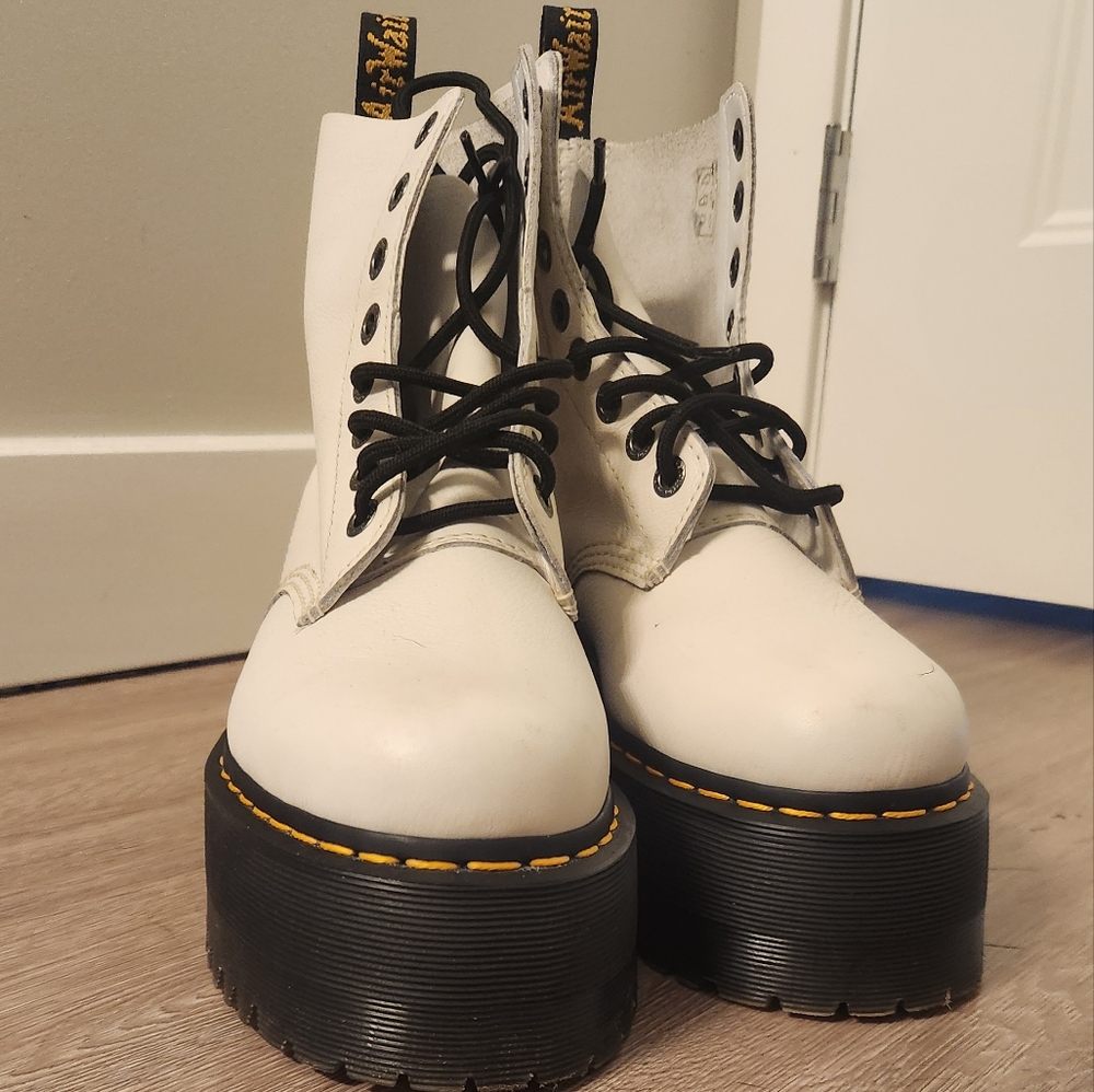 Dr. Martens 1460 Pascal Max White